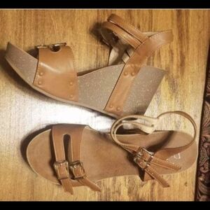 Refresh Tan Strappy Wedge Sandals